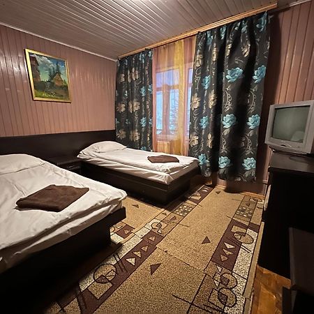 Hotel Natashka Huklyvyy エクステリア 写真