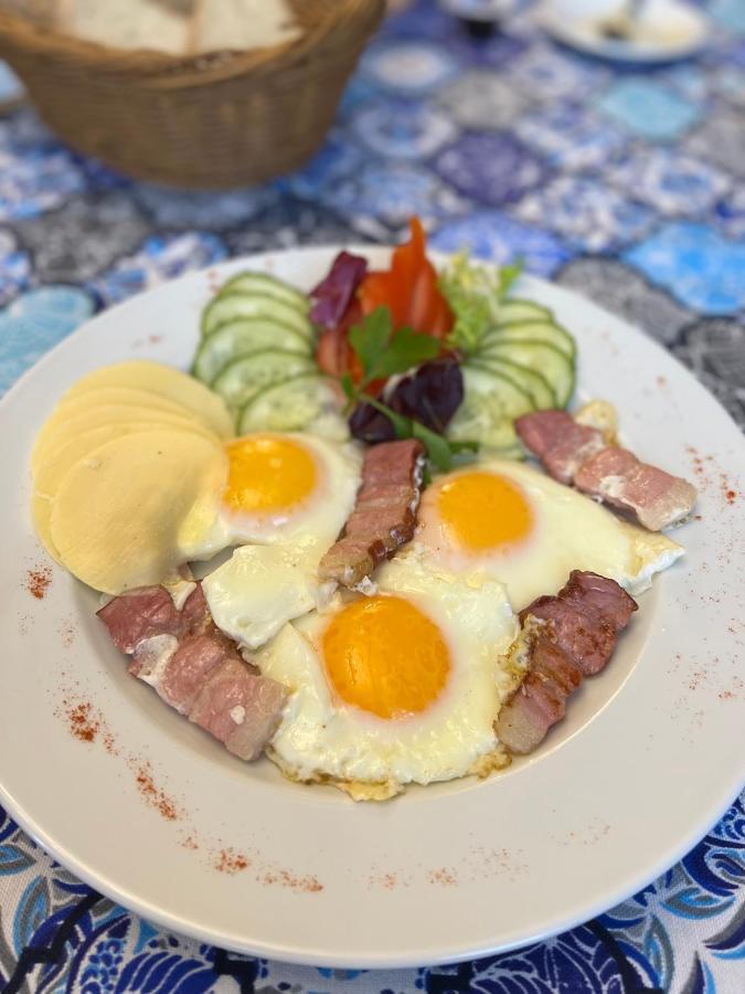 Hotel Natashka Huklyvyy エクステリア 写真