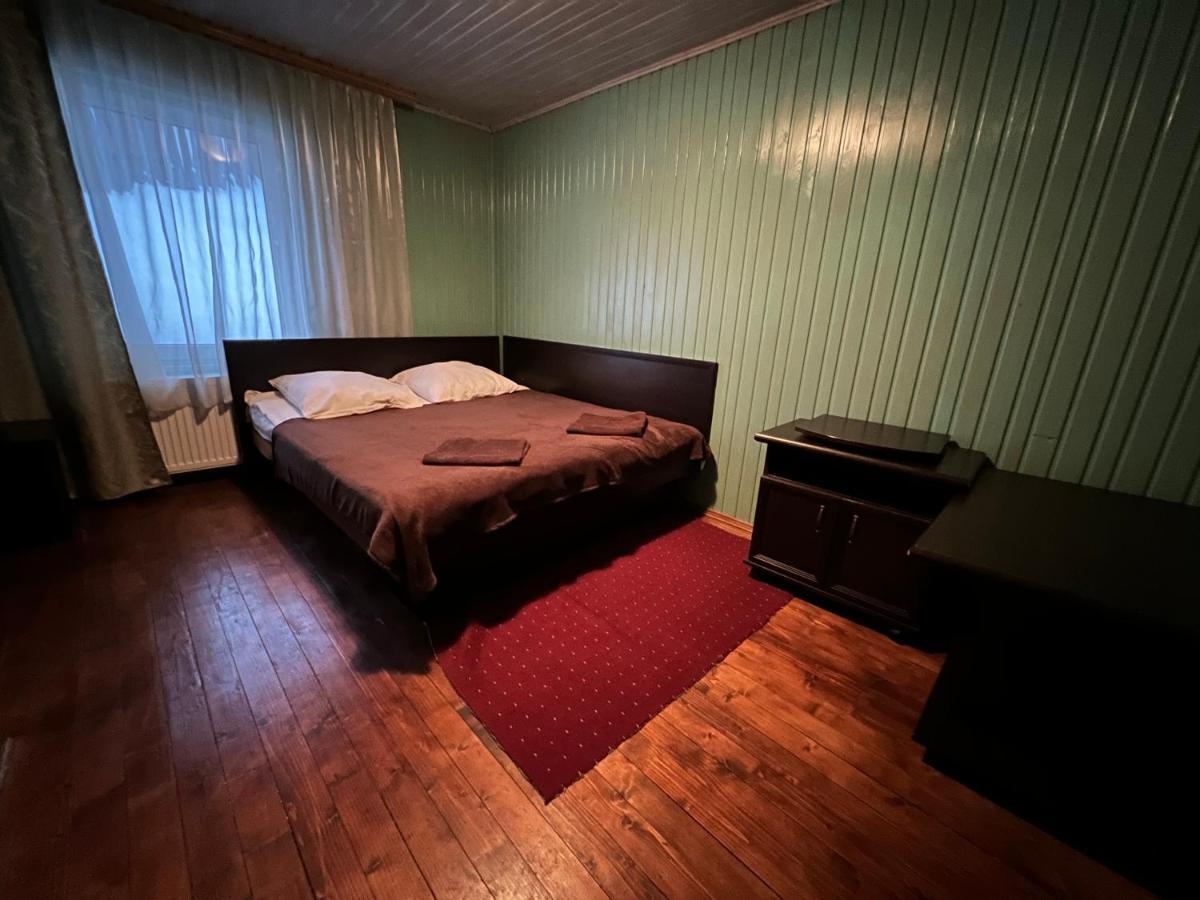 Hotel Natashka Huklyvyy エクステリア 写真