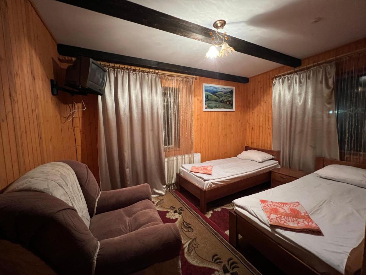 Hotel Natashka Huklyvyy エクステリア 写真