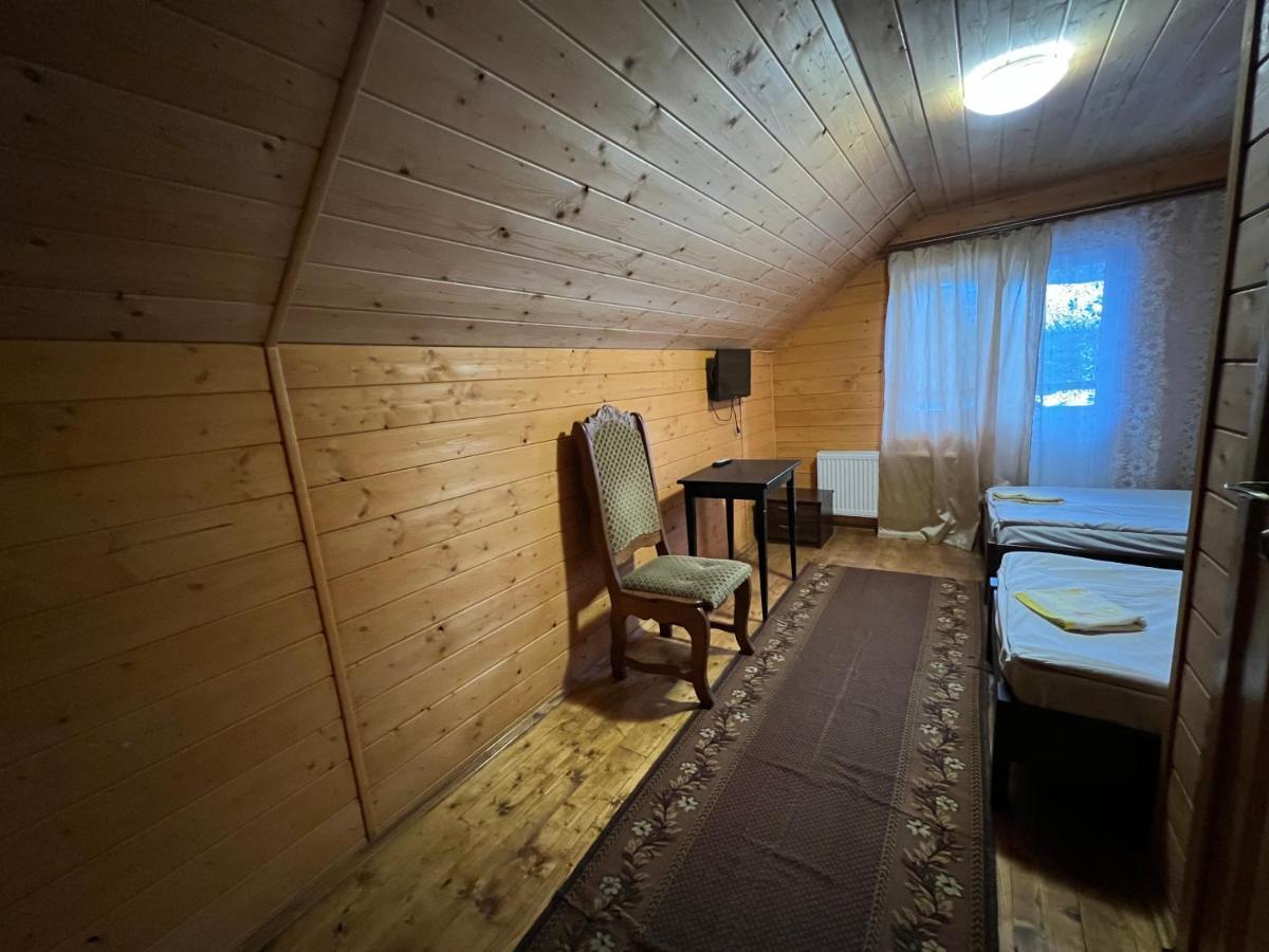 Hotel Natashka Huklyvyy エクステリア 写真